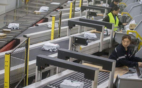 DWS體積測(cè)量設(shè)備,DWS設(shè)備,掃碼稱(chēng)重量方一體機(jī)