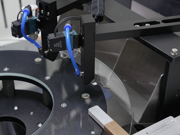 注塑件光學(xué)影像篩選機(jī),視覺檢測設(shè)備,外觀視覺檢測設(shè)備