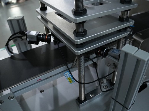 電子產(chǎn)品外觀缺陷檢測機,外觀缺陷檢測機,外觀視覺檢測設(shè)備